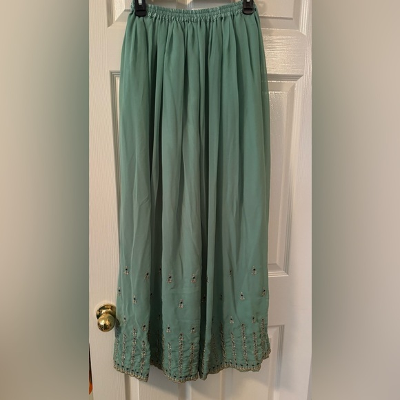 Women’s embroidered Indian 3-pc Palazzo set, Sz Lg-worn once - Picture 7 of 8